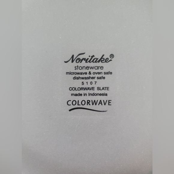 Noritake Dinnerware Set - Picture 3 of 8